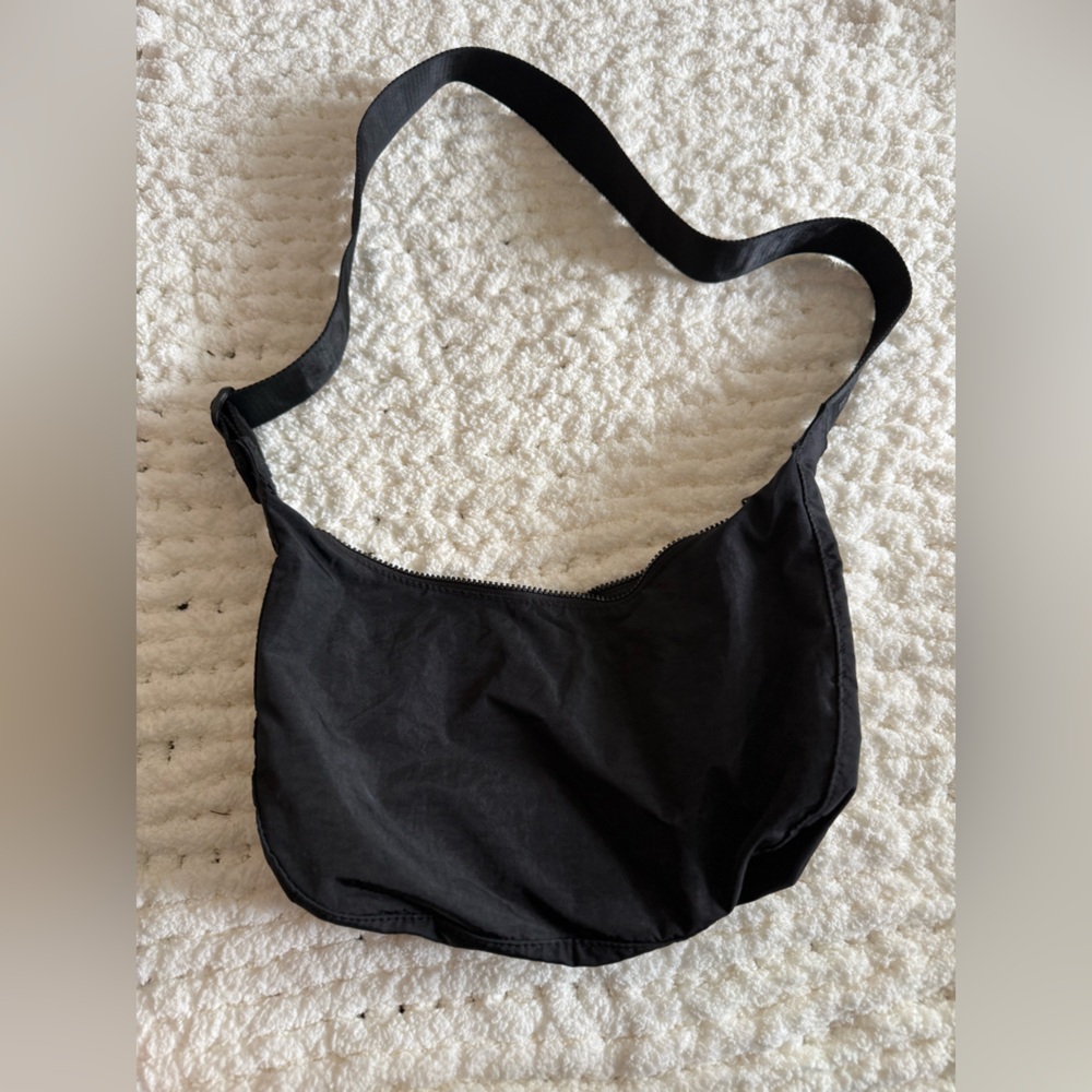Baggy crescent bag